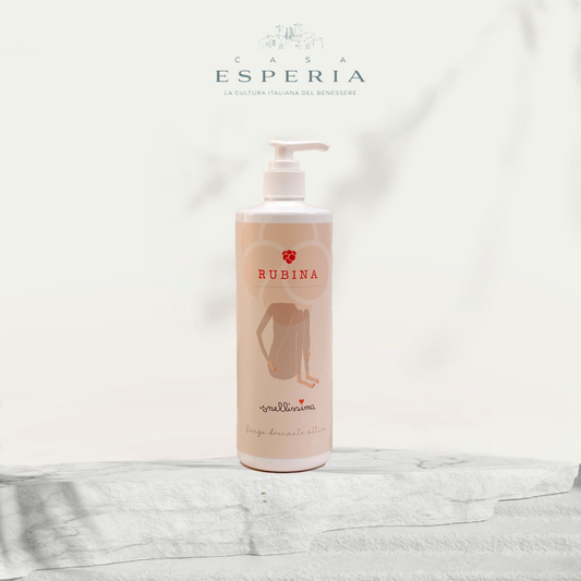 Üzüm özleri ve vive yapraklarının organik suyu ile aktif “snile” boşaltma vücut çamuru